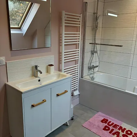 Votre Pied-a-terre Ideal A Hyper Centre Apartment